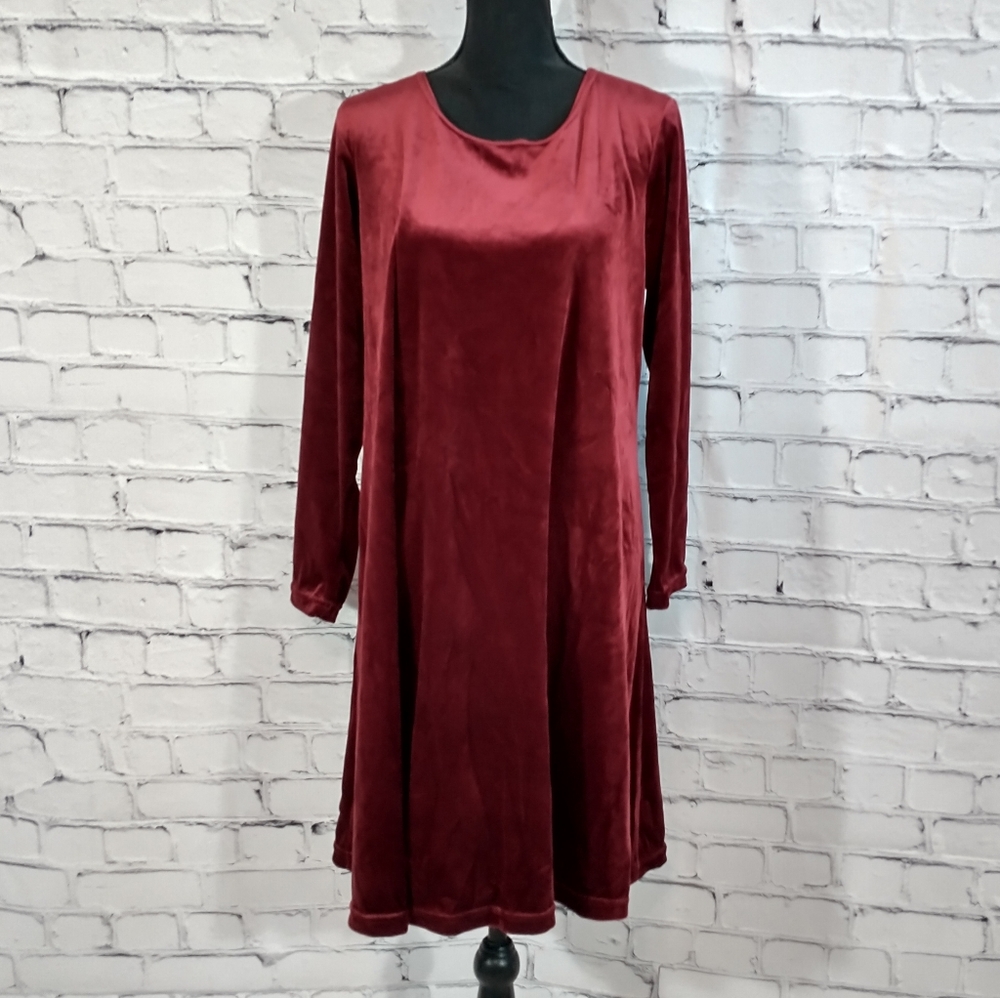 Kathy Ireland Red Velvet dress